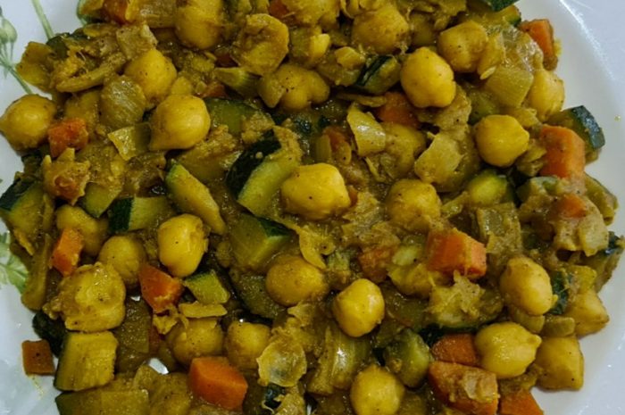 Garbanzos al curry con verduras