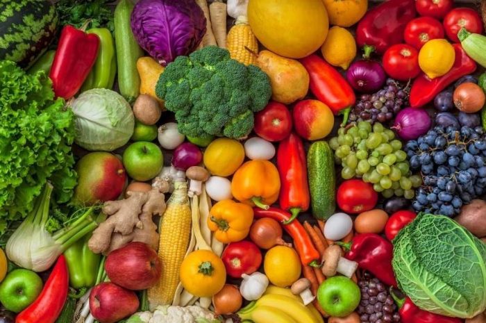 🍇 ¿Engorda la fruta?, ¿Cuántas raciones de frutas y verduras hay que tomar al día?, ¿Es mala por la noche o hay unas variedades mejores que otras? y ¿pueden comerlas las personas con diabetes?